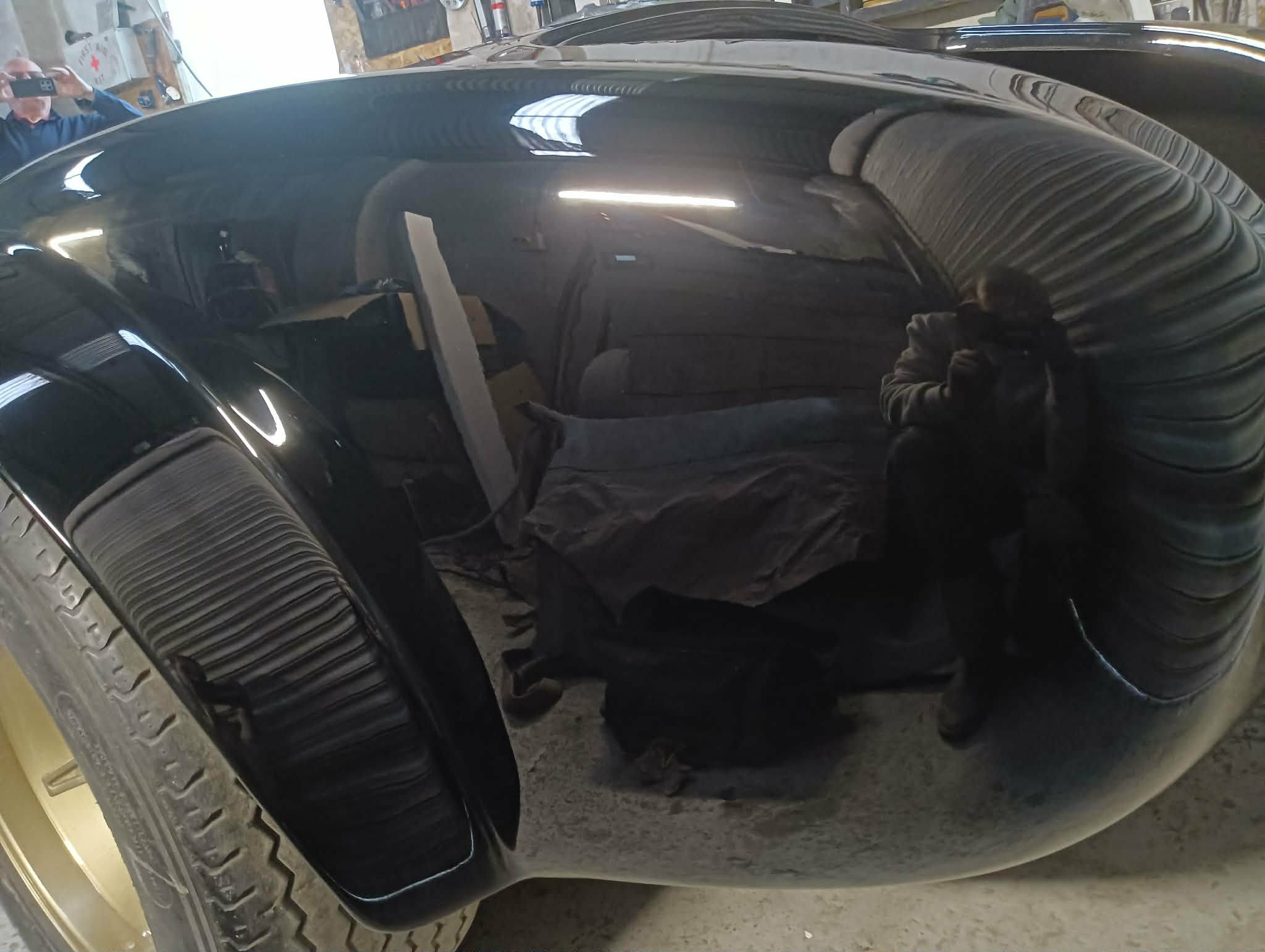 Classic Cobra rear wing gloss finish for restoration-level detail